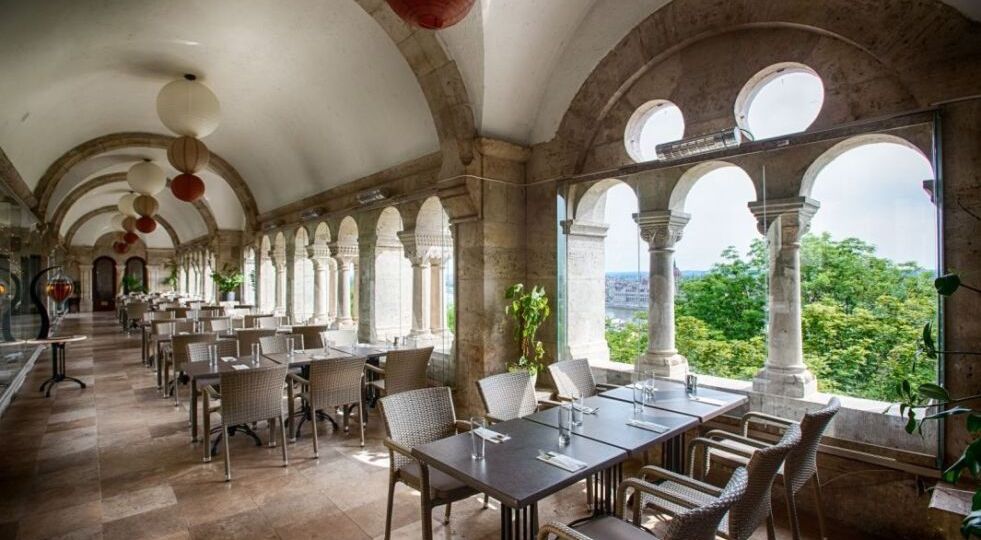 Fishermans Bastion Restaurant Arcade Terrace Seating